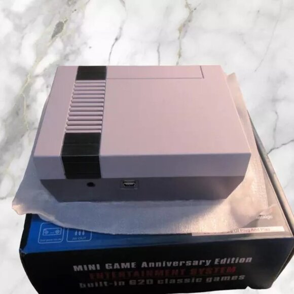 Mini Anniversary Edition Game Console with Built-in 620 Classic Games NEW In Box